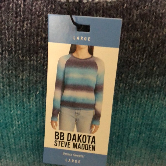 🦄HOST PICK!🦄BB Dakota Tri Color Sweater - Picture 5 of 12